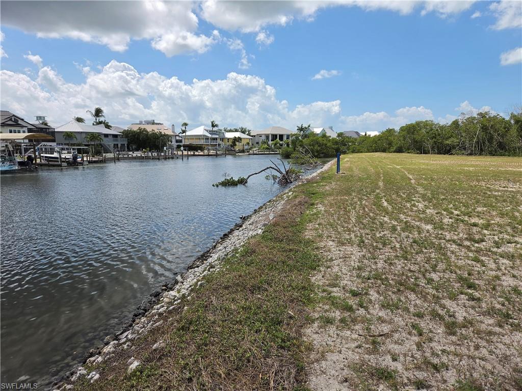 18231 Old Pelican Bay Dr Property Photo 2
