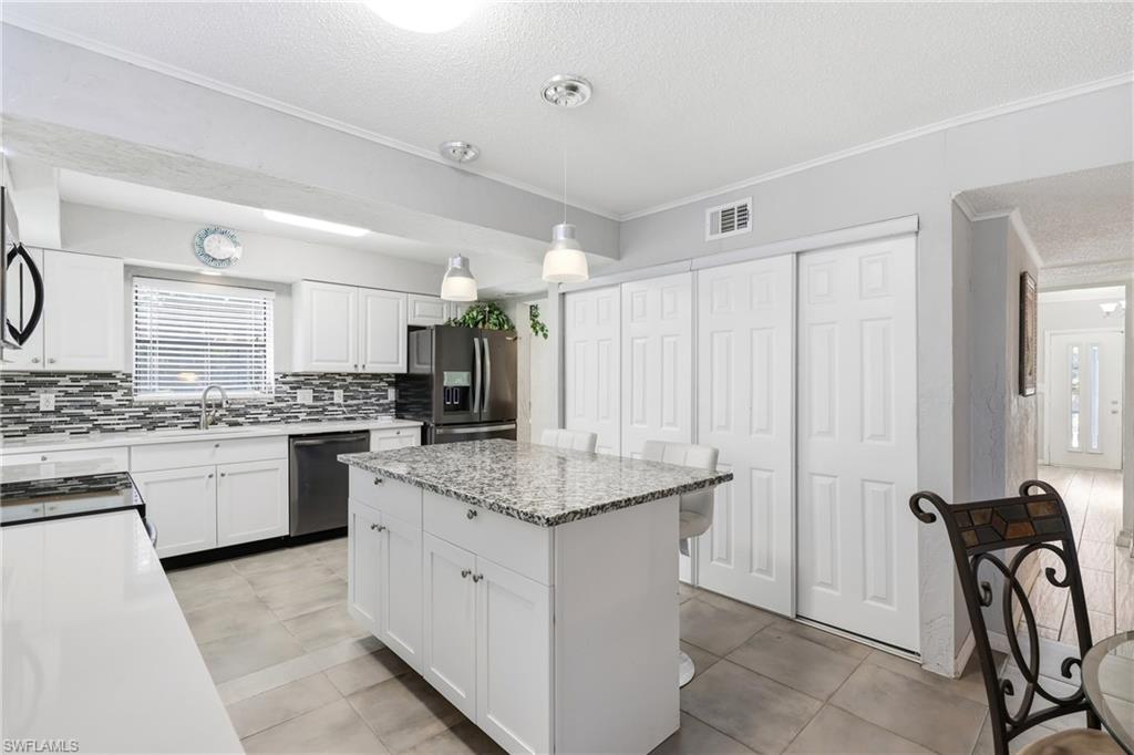 27099 Holly Ln Property Photo 13
