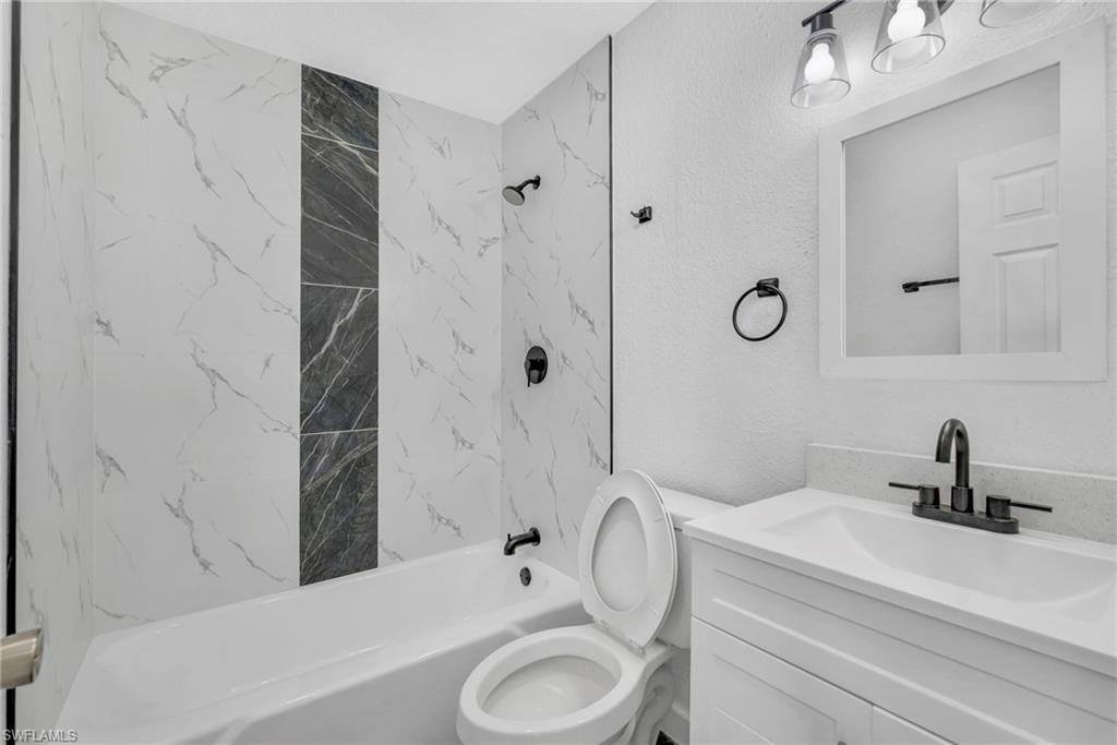2566-2578 Jackson St W Property Photo 27