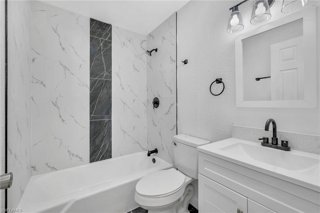 2566-2578 Jackson St W Property Photo 28
