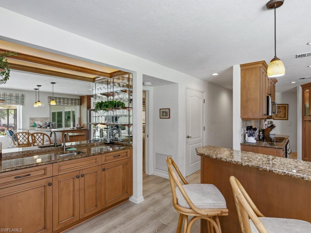 314 Torrey Pines Pt Property Photo 7