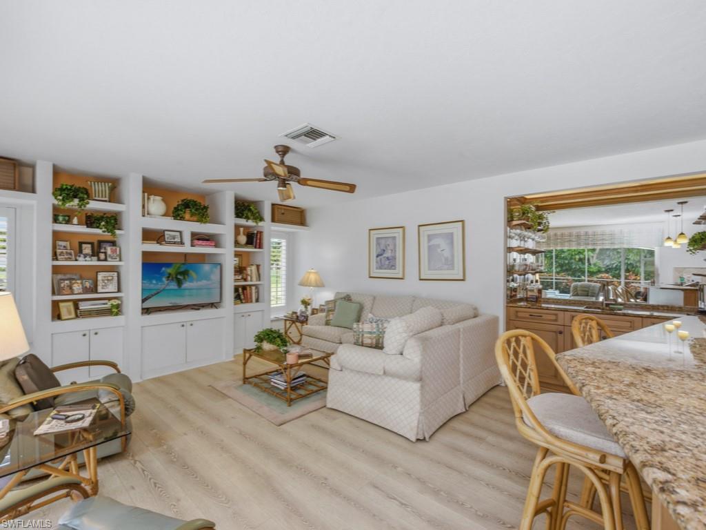 314 Torrey Pines Pt Property Photo 8