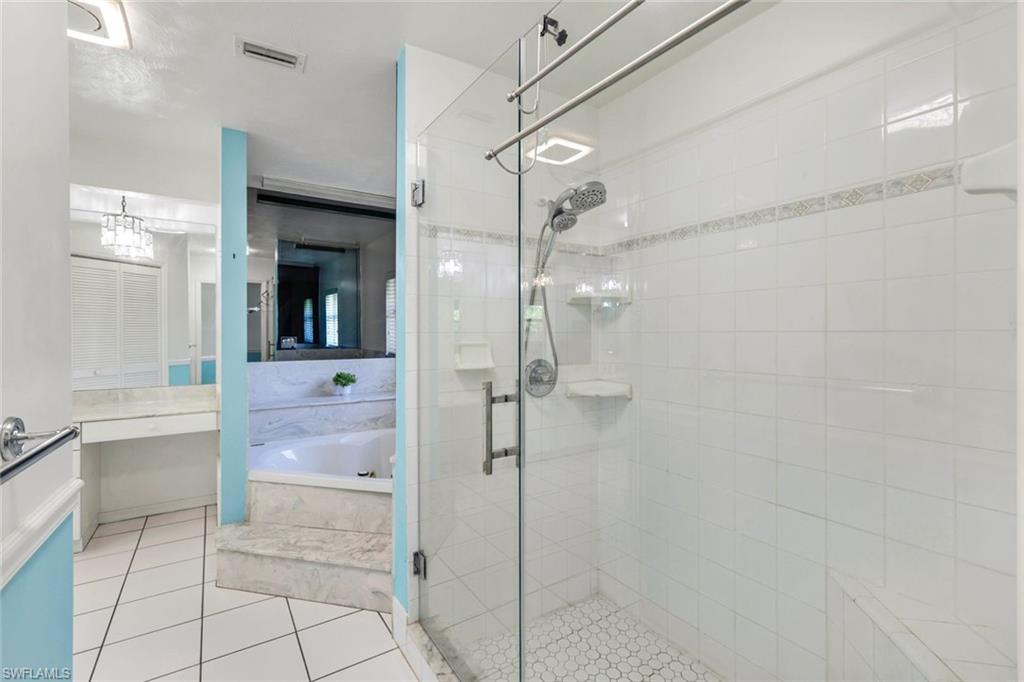 6029 & 6031 Higgins Ave Property Photo 27