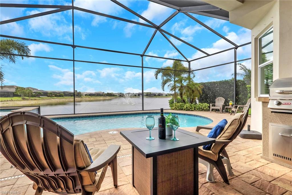 8924 Mustique Ln Property Photo 2