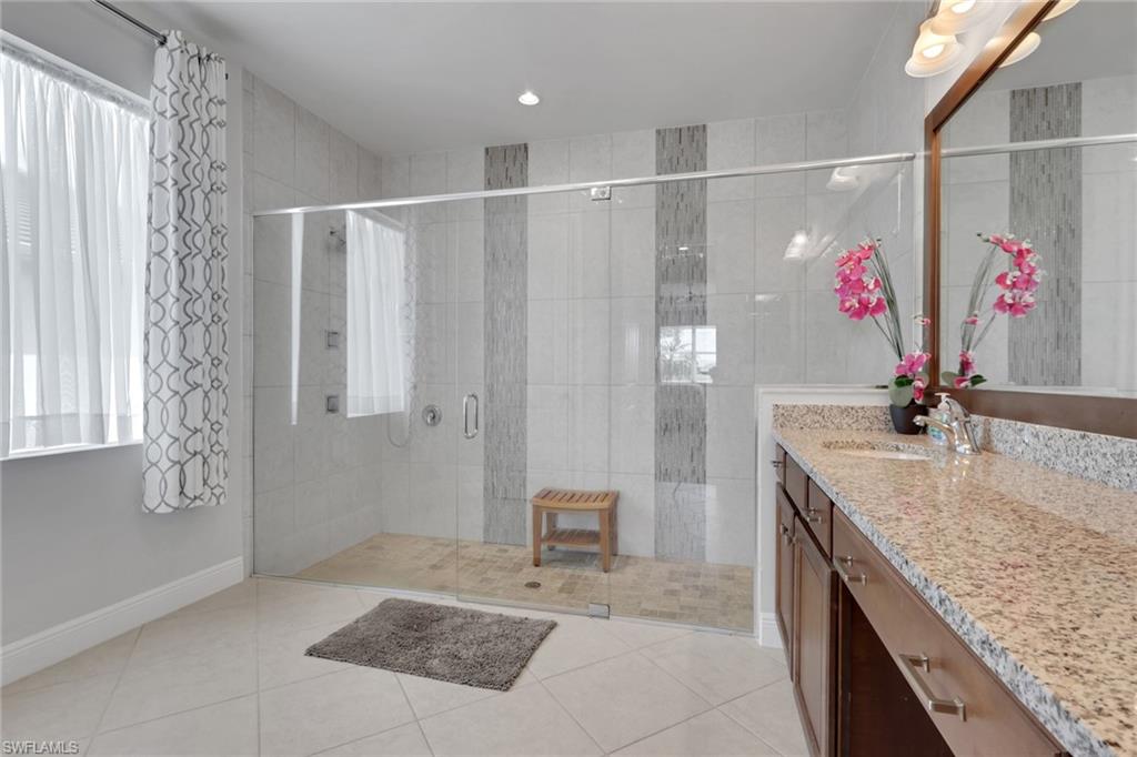 8924 Mustique Ln Property Photo 12