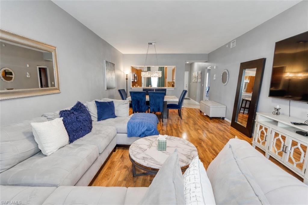 3225 Cypress Glen Way 105 Property Photo 4