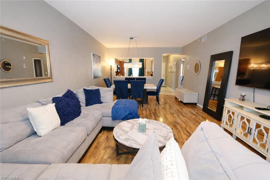 3225 Cypress Glen Way 105 Property Photo 6