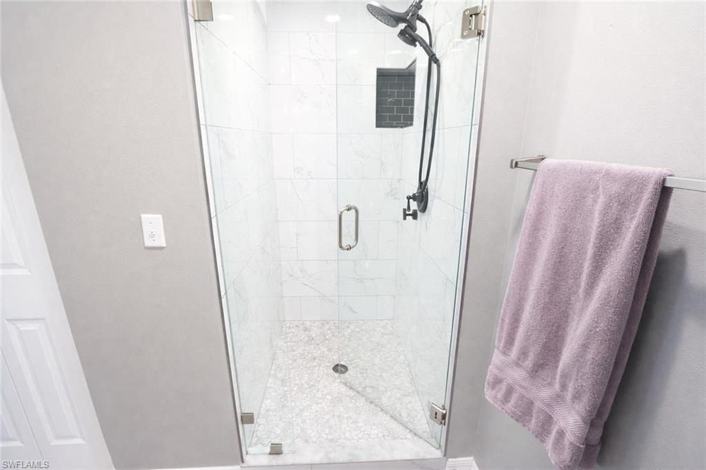 3225 Cypress Glen Way 105 Property Photo 20