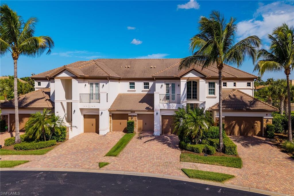 8065 Players Cove Dr 202 Property Photo 2