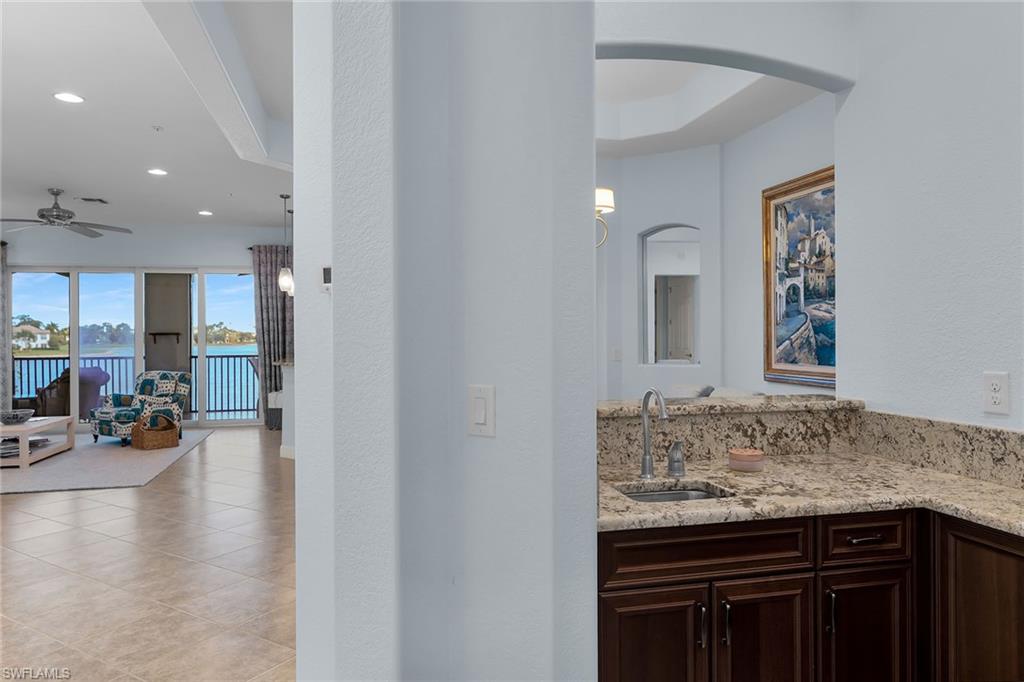 8065 Players Cove Dr 202 Property Photo 8