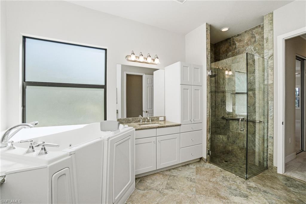 3098 Hudson Ter Property Photo 11