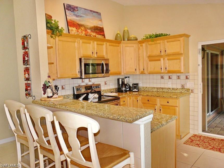 264 Castaways St Property Photo 5