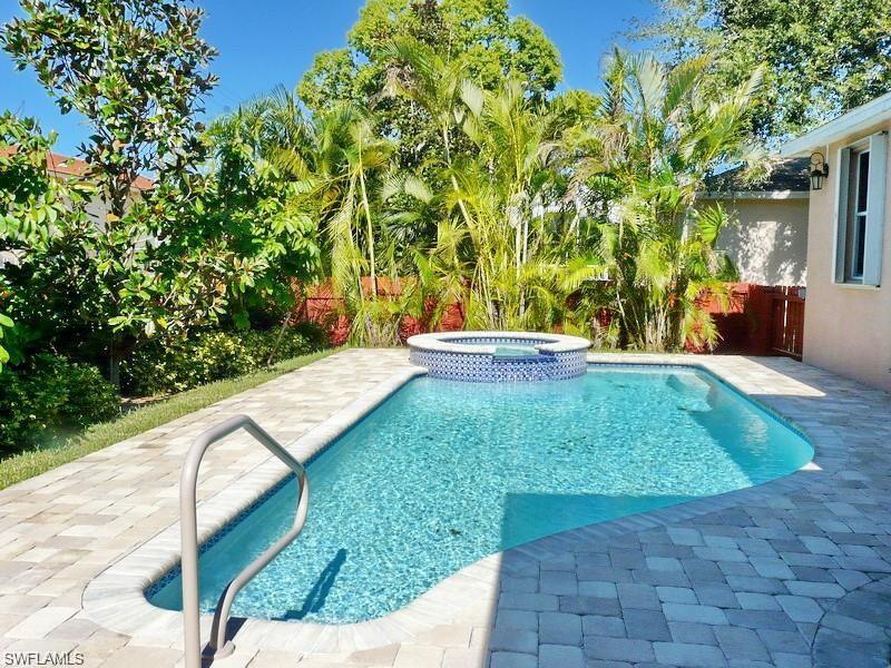 264 Castaways St Property Photo 15