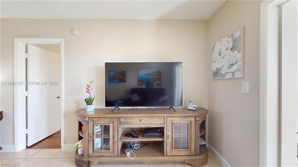 7877 Golf Circle Dr Property Photo 7