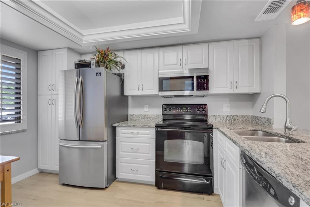 9861 Alabama St 3 Property Photo 6
