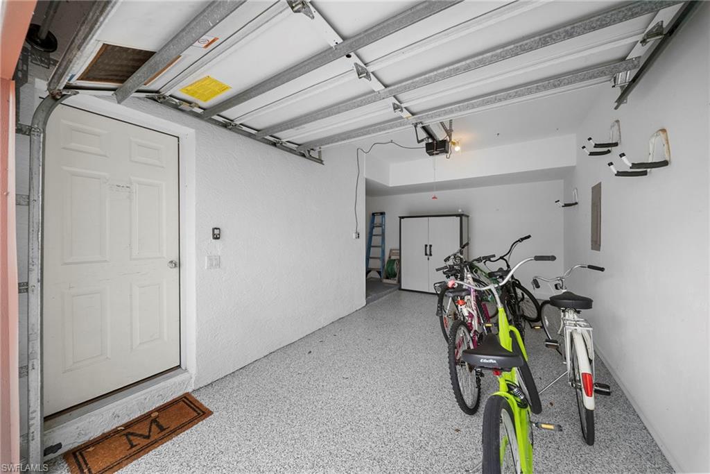 565 Windsor Sq 202 Property Photo 31