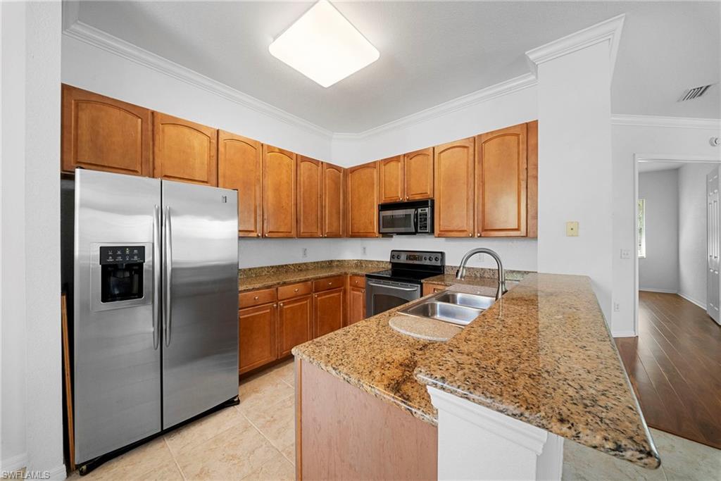 970 Peggy Cir 604 Property Photo 18