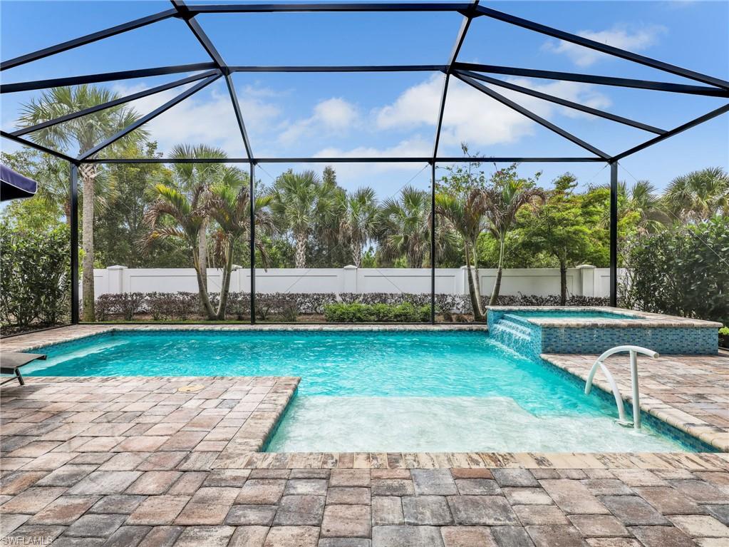 9288 Cayman Dr Property Photo 2
