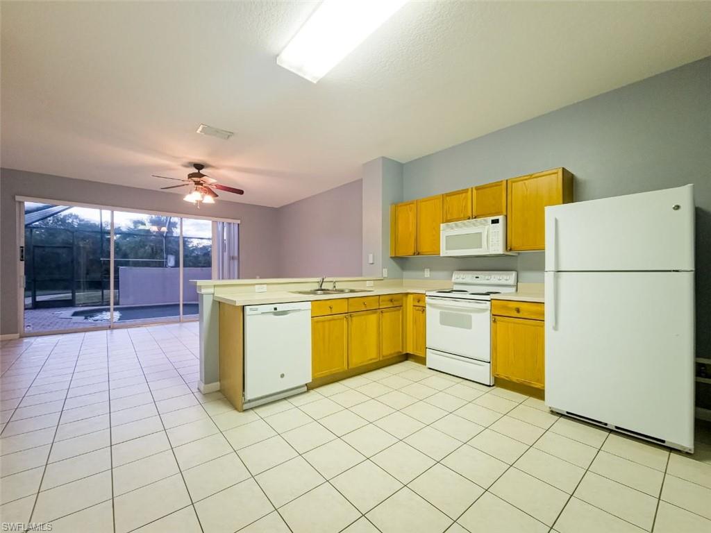 2332 Silver Palm Dr Property Photo 3