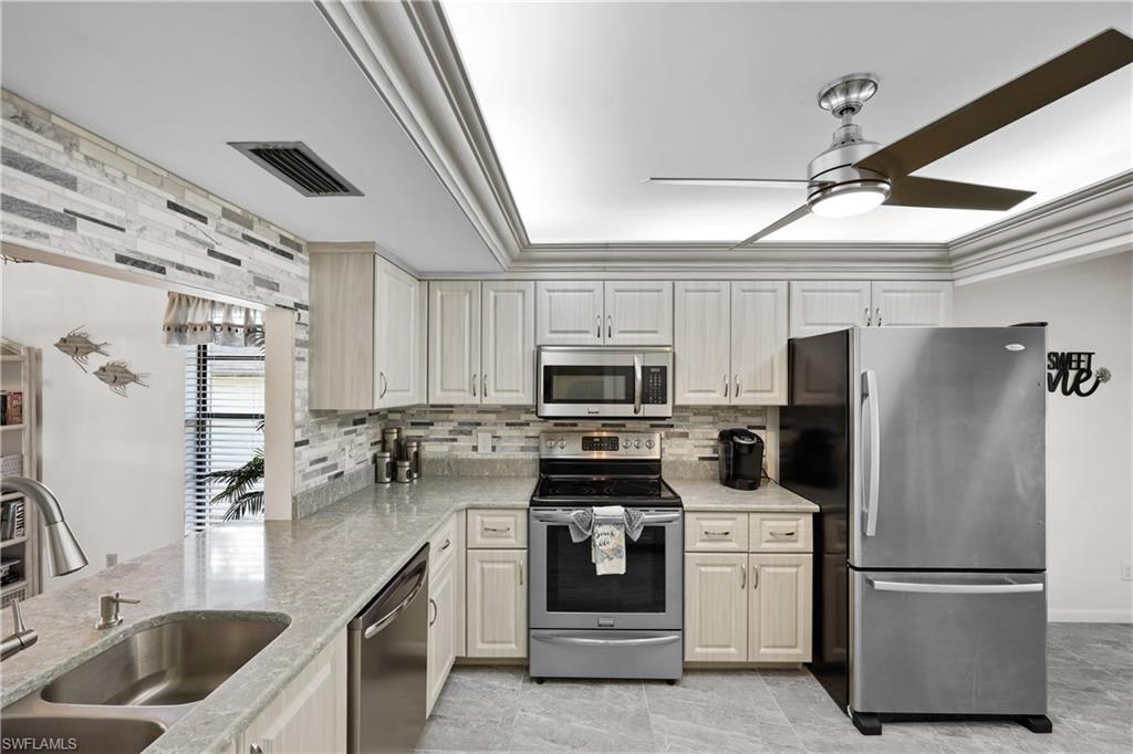500 Misty Pines Cir 206 Property Photo 12