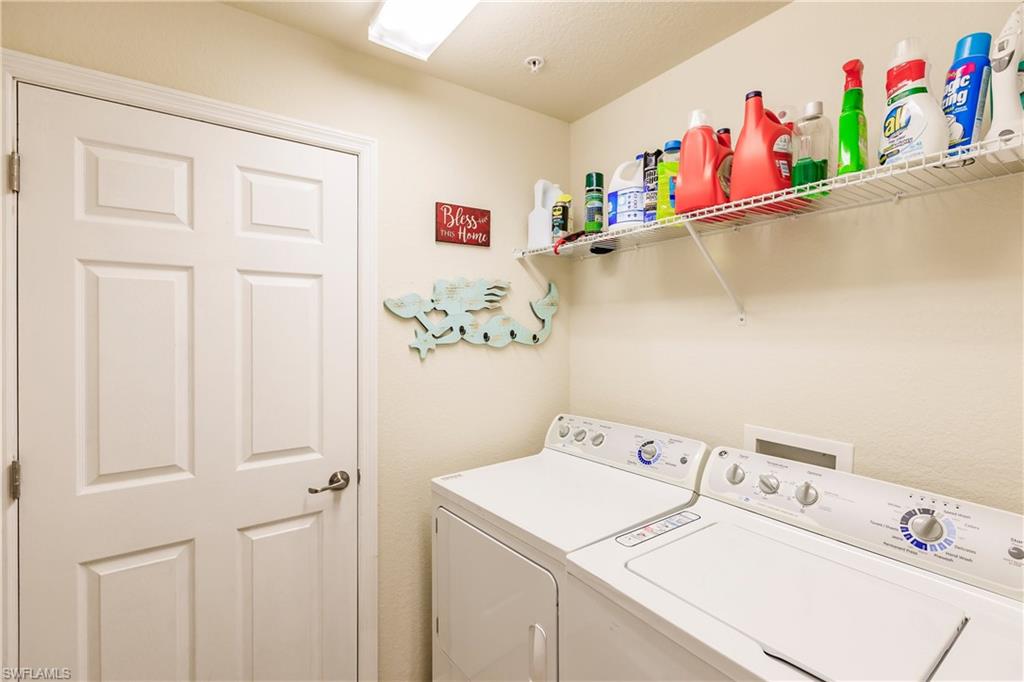 3157 Aviamar Cir 102 Property Photo 32