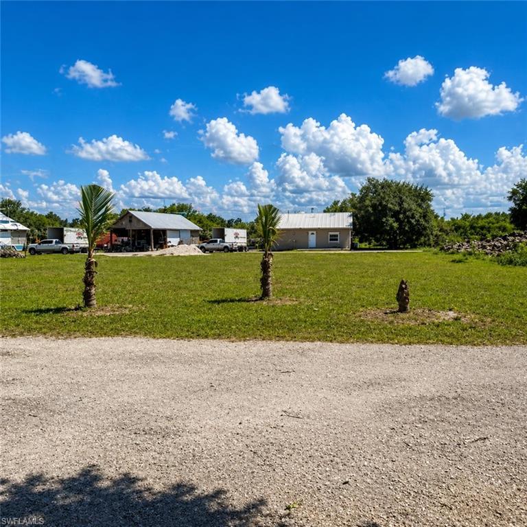7850 Friendship Ln Property Photo 13