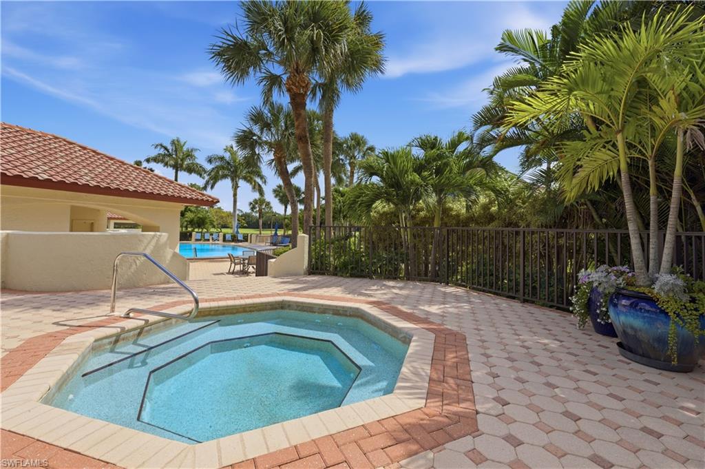 6080 Pelican Bay Blvd 104a Property Photo 38