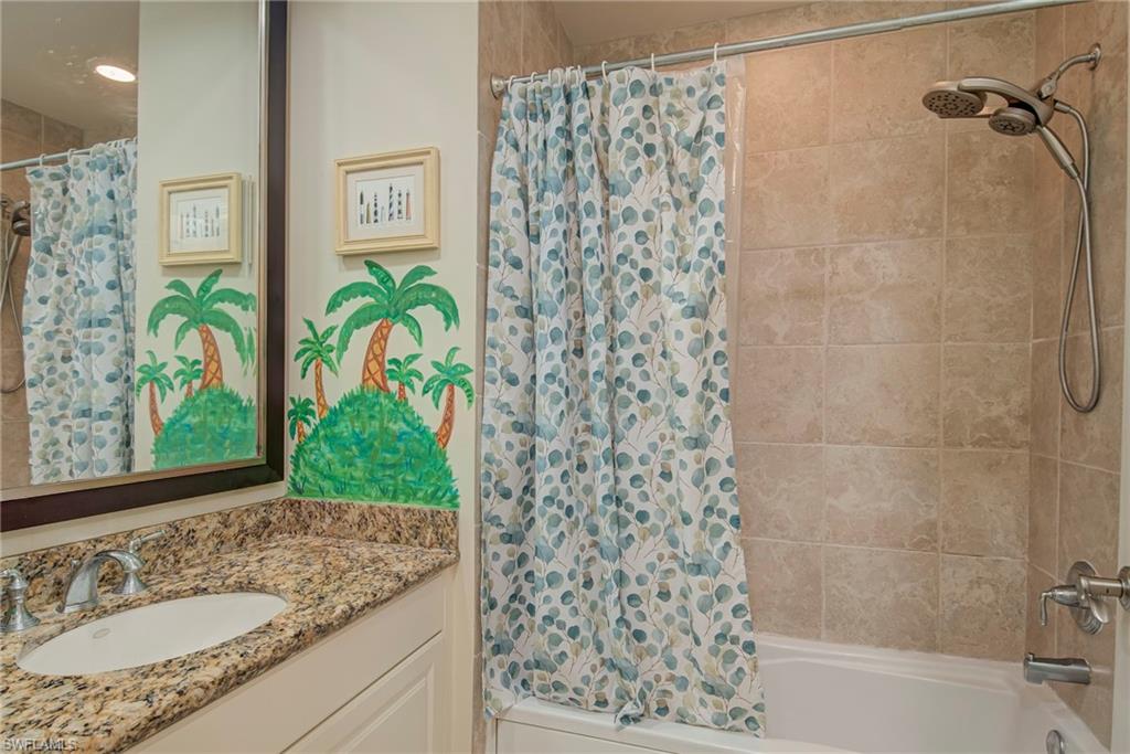 5068 Annunciation Cir 4203 Property Photo 17