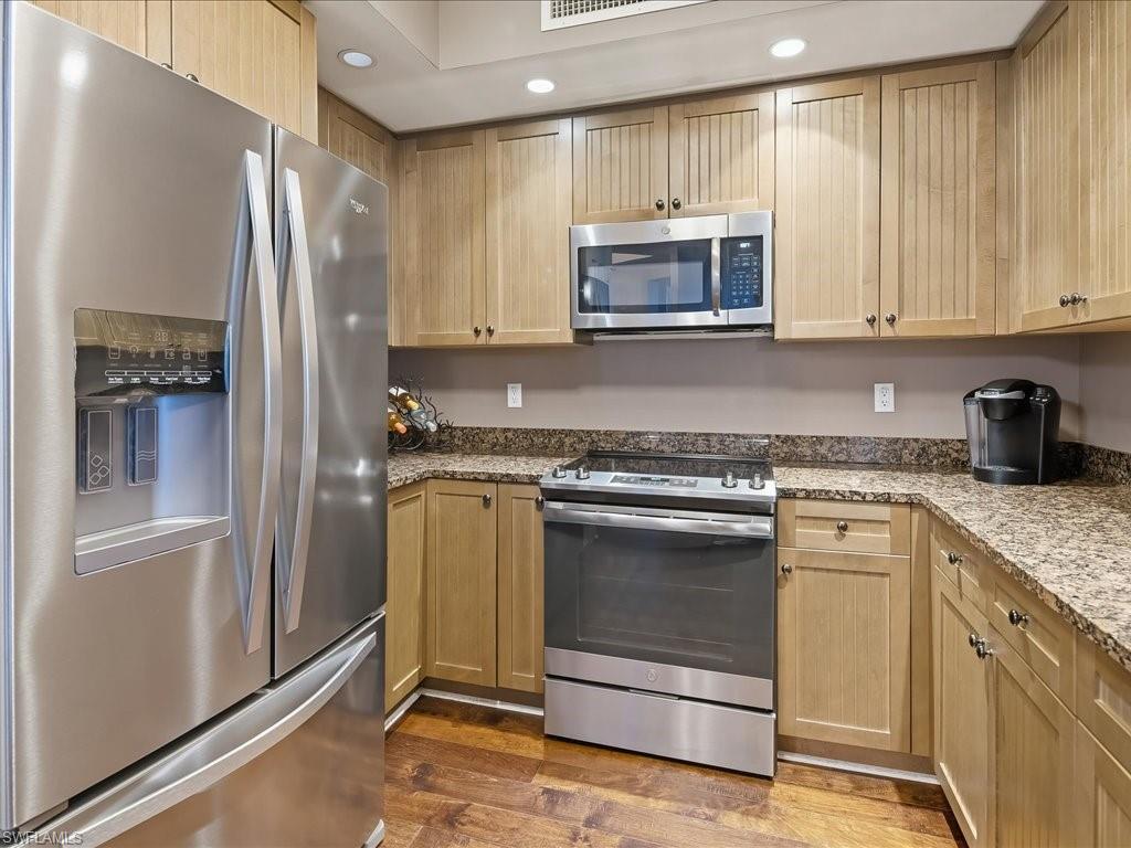 1065 Borghese Ln 2005 Property Photo 11
