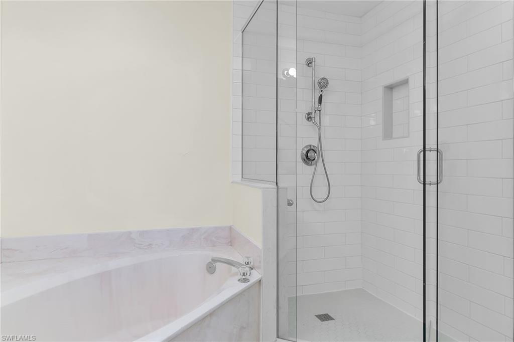 269 Vintage Bay Dr C11 Property Photo 17