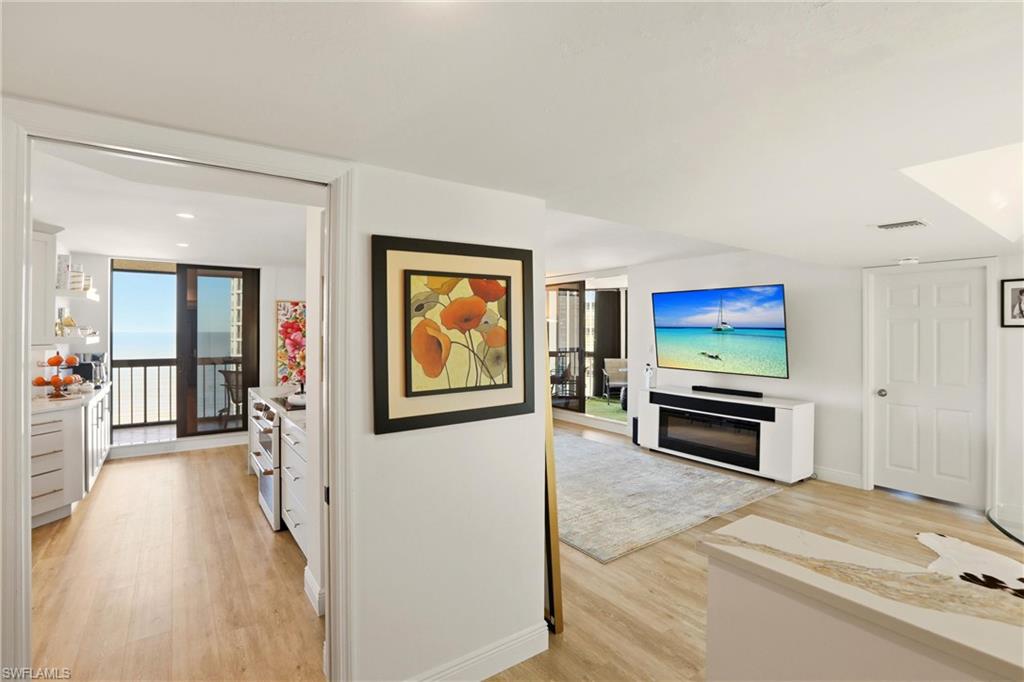 4551 Gulf Shore Blvd N 1500 Property Photo 4