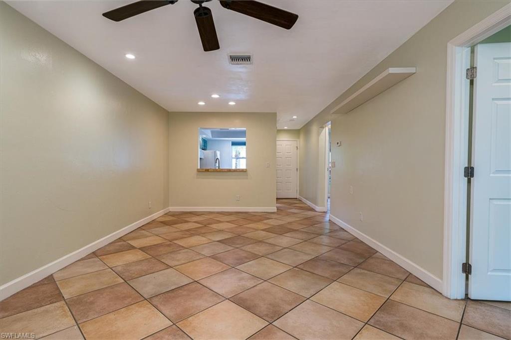 1025 Pine Isle Ln 1025 Property Photo 8