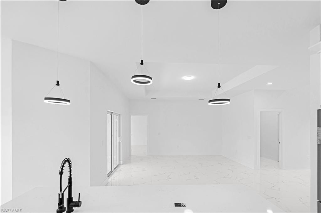 1905 Charles Ave N Property Photo 20