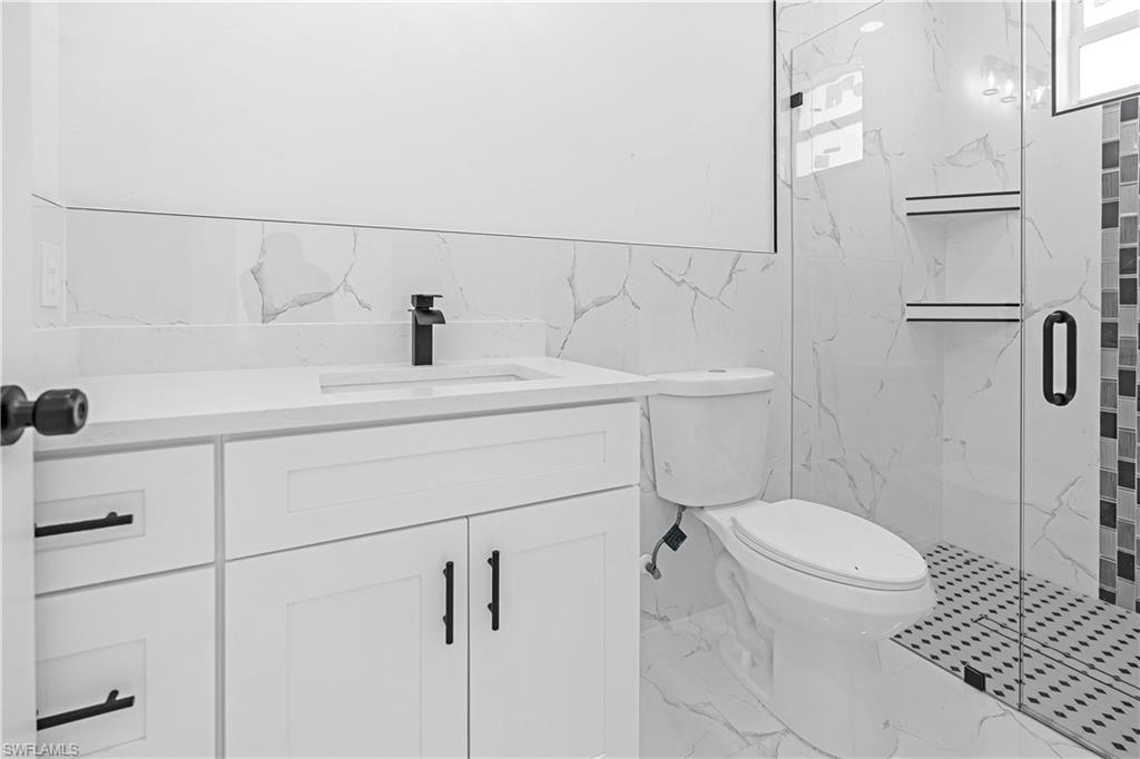 1905 Charles Ave N Property Photo 23