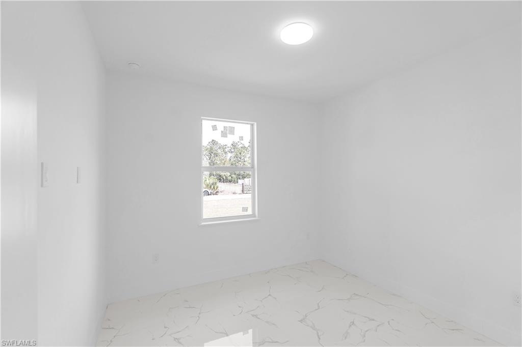 1905 Charles Ave N Property Photo 28