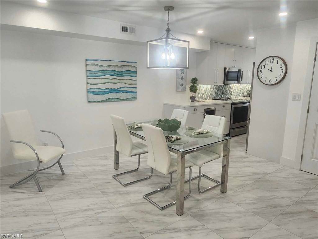 3000 Gulf Shore Blvd N 113 Property Photo 3