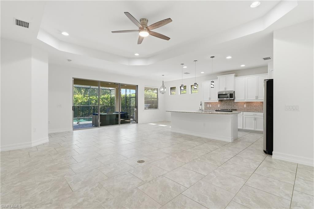 16329 Aberdeen Way Property Photo 6