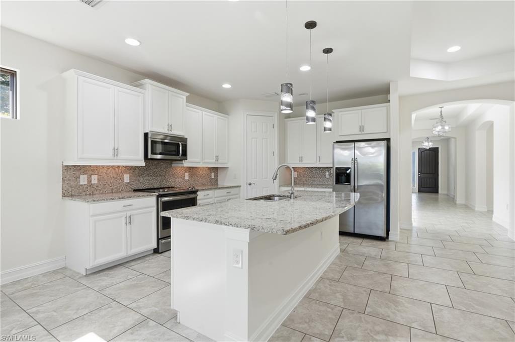 16329 Aberdeen Way Property Photo 9