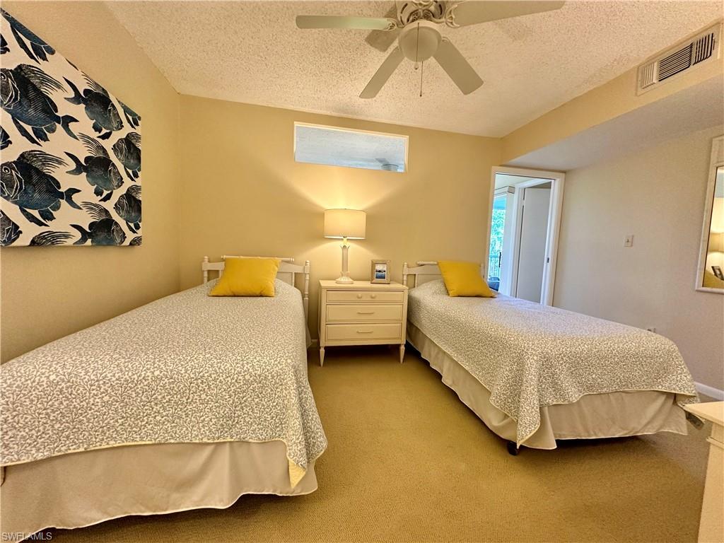 555 Park Shore Dr B205 Property Photo 22