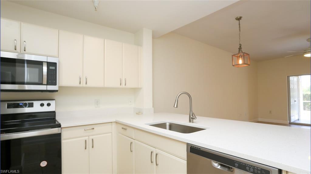 4455 Botanical Place Cir 5-104 Property Photo 11