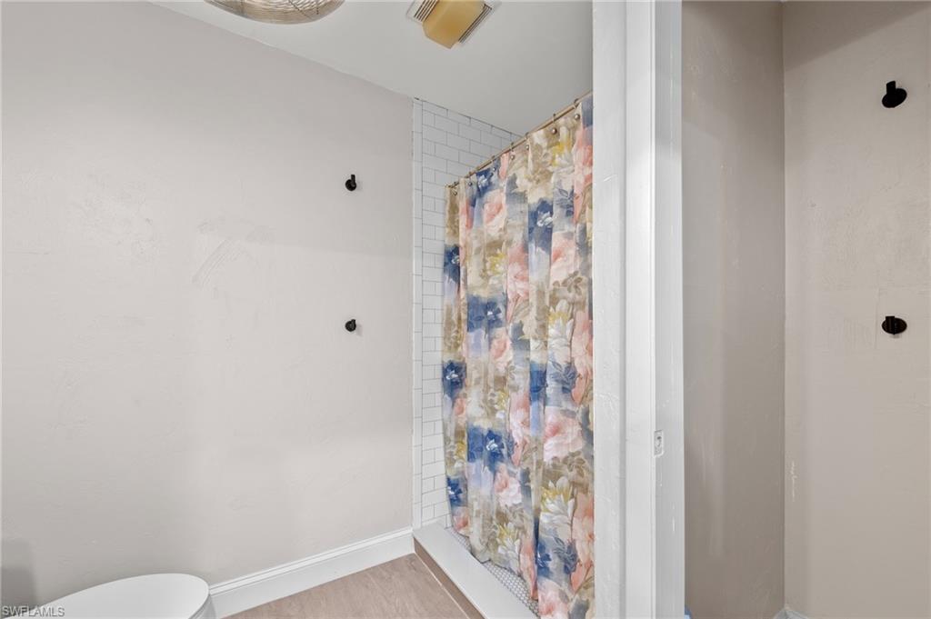 7195 Reymoor Dr Property Photo 14