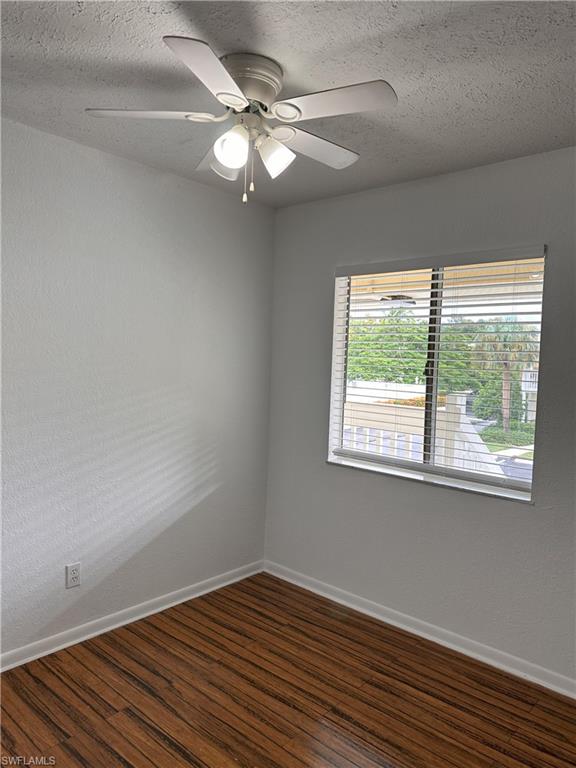4629 Bayshore Dr J7 Property Photo 2