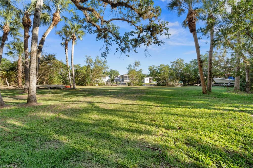900 Henderson Creek Dr A102 Property Photo 26