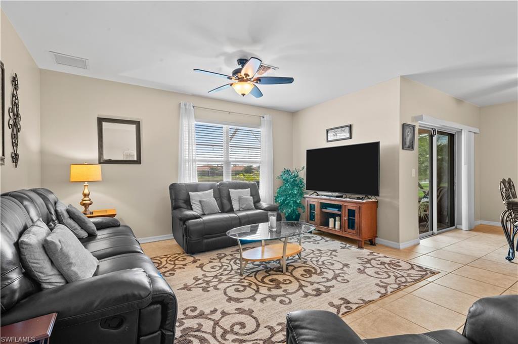 3118 Apple Blossom Dr Property Photo 9