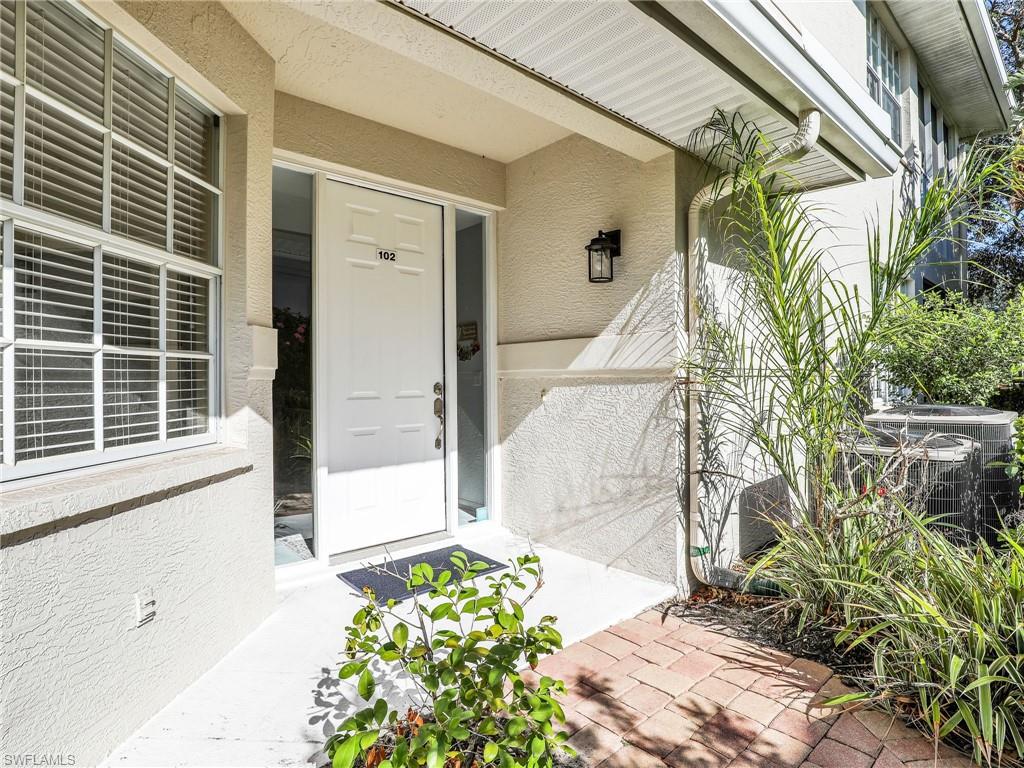 25051 Ballycastle Ct 102 Property Photo 5