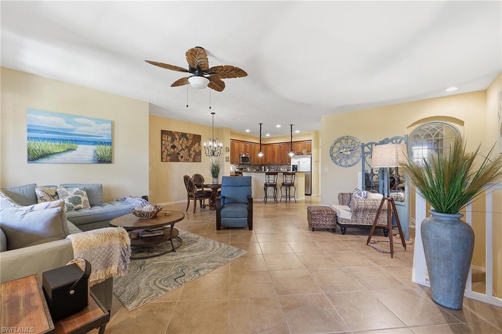 8986 Cambria Cir 2204 Property Photo 5