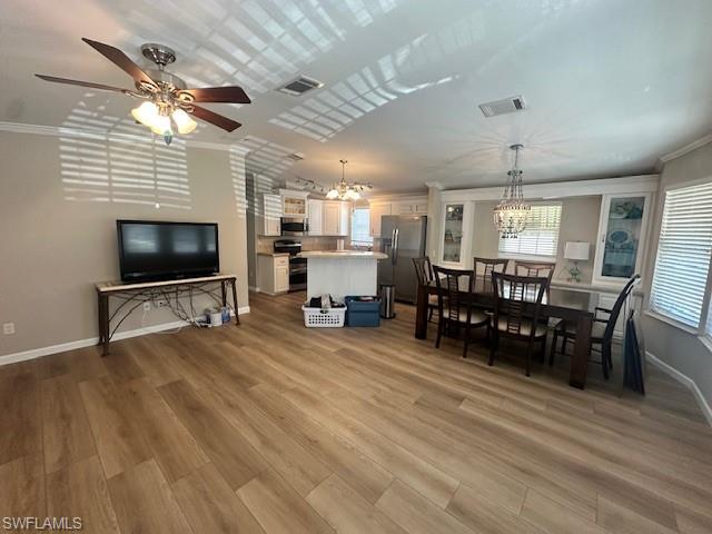 1509 Diamond Lake Cir Property Photo 8