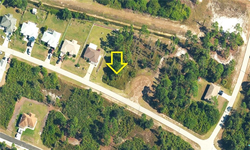 1033 Parker CT Property Photo 1