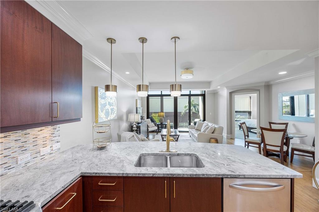 9123 Strada Pl 7408 Property Photo 10