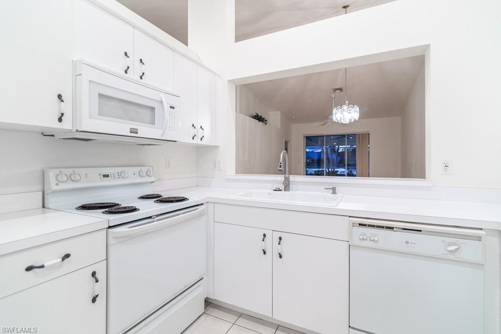 2230 Stacil Cir Property Photo 4